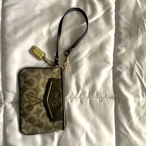 Coach mini clutch silver